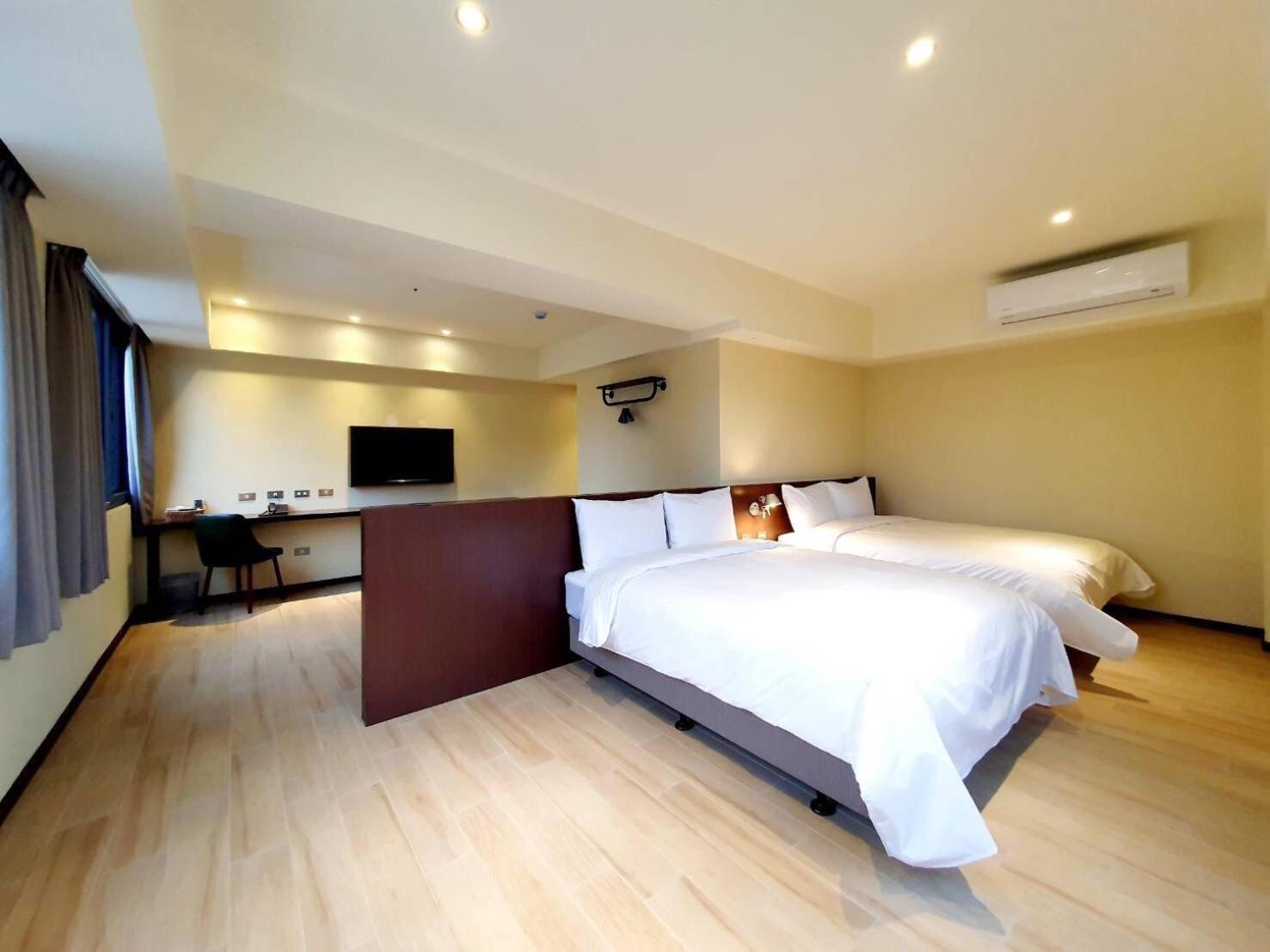Dahua Hotel จีหลง ภายนอก รูปภาพ