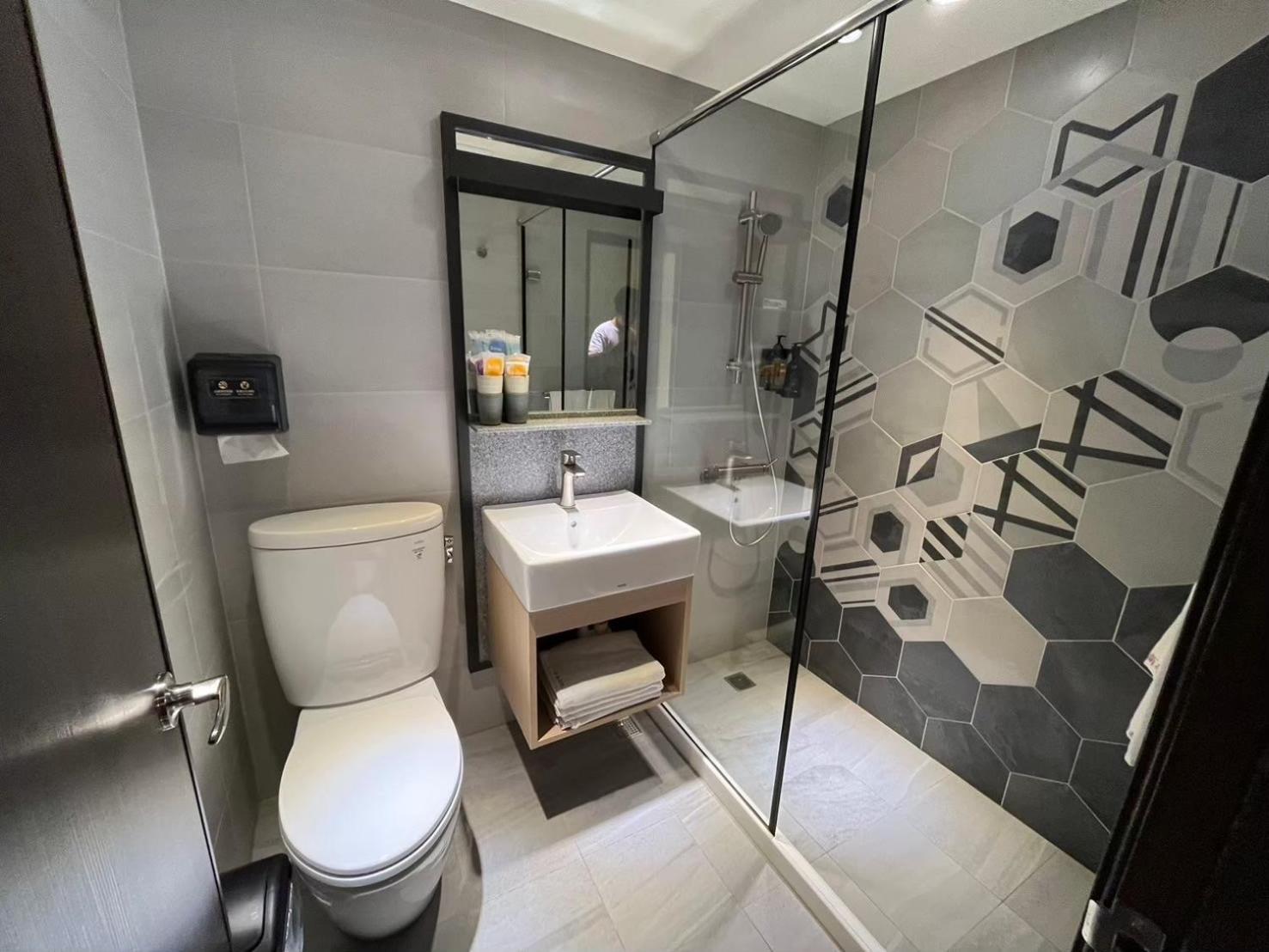 Dahua Hotel จีหลง ภายนอก รูปภาพ