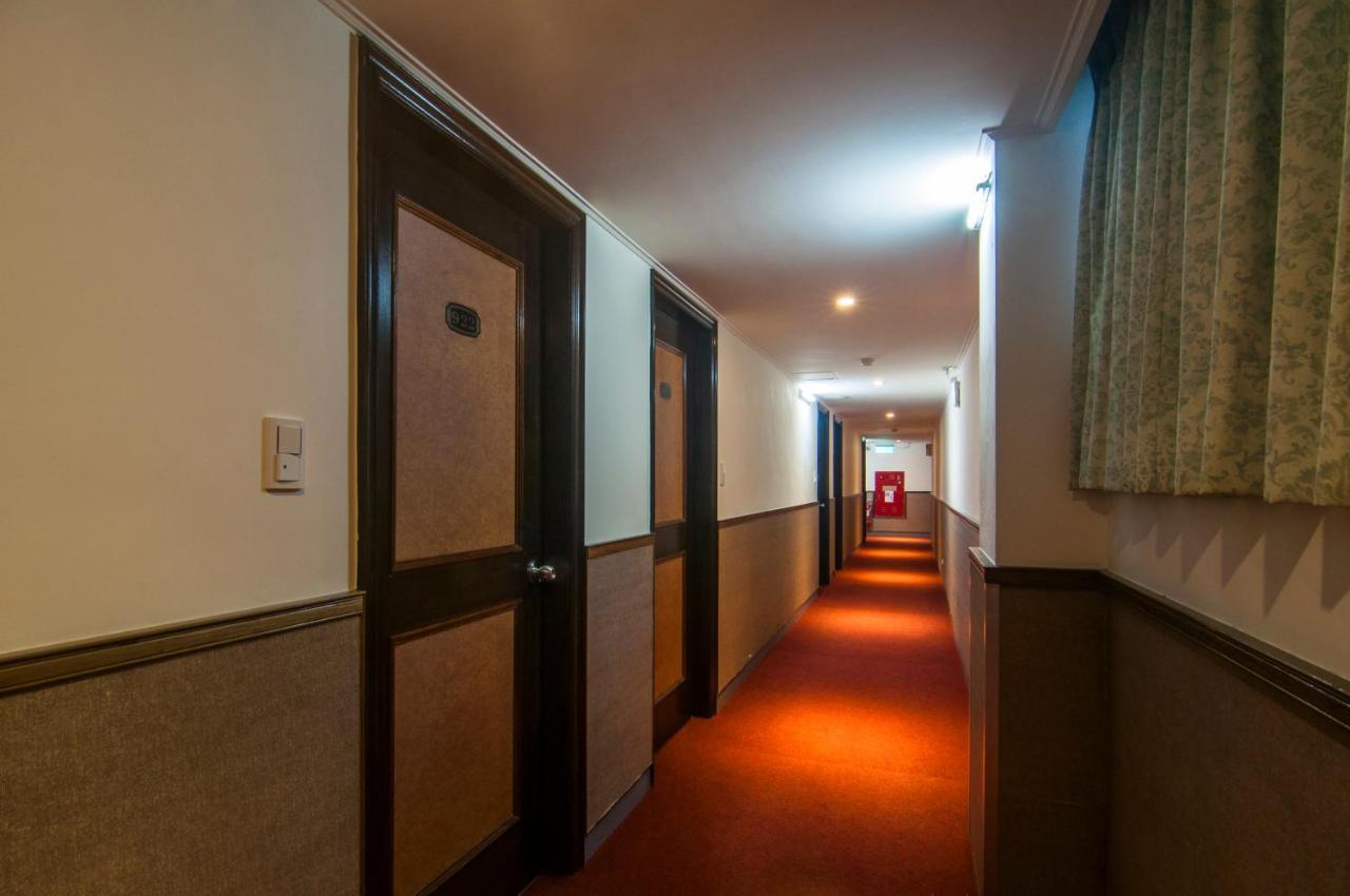 Dahua Hotel จีหลง ภายนอก รูปภาพ